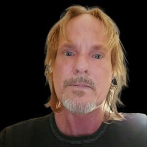 Meet your Posher, Scott